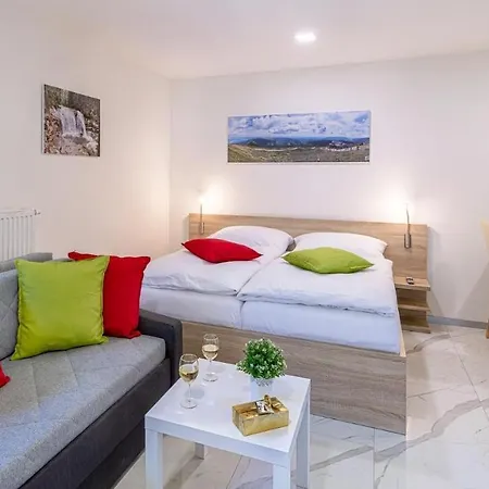Apartman B 哈拉霍夫 外观 照片