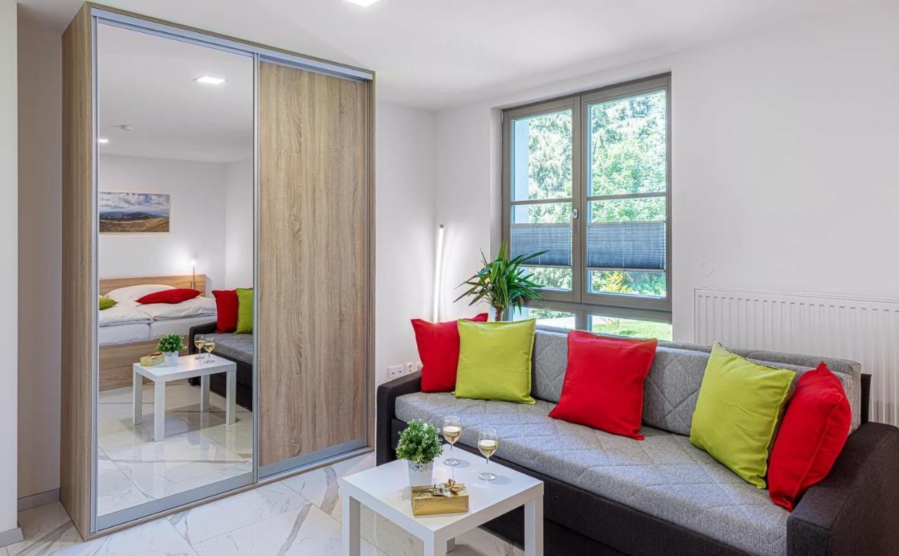 B Apartment *